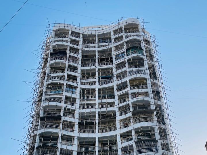 img of a building in repair